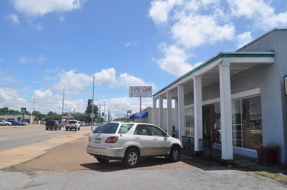 110 N Missouri St, West Memphis, AR 72301